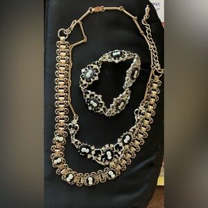 Elegant Black and Gold Cameo Jewelry Set